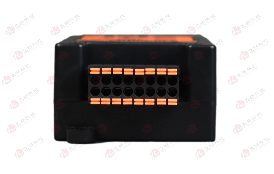 飛暢科技-工業級 3KV隔離/6KV防雷型 USB轉4路RS232轉換器